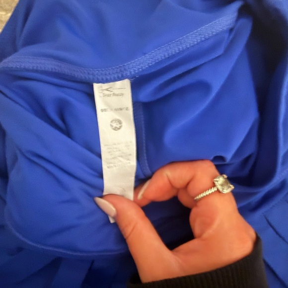 Elegant Blue Pleated Skirt - Picture 3 of 3